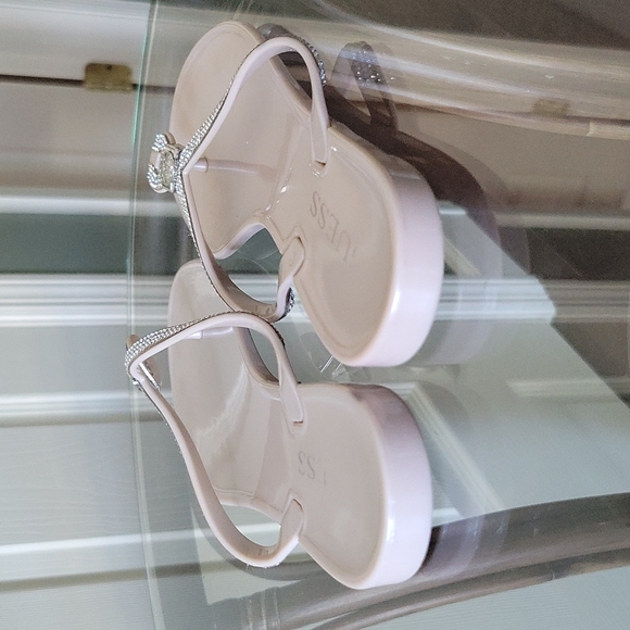 Guess Light Pink Jelly Flip Flops with Rhinestone Embellishment - Picture 5 of 7